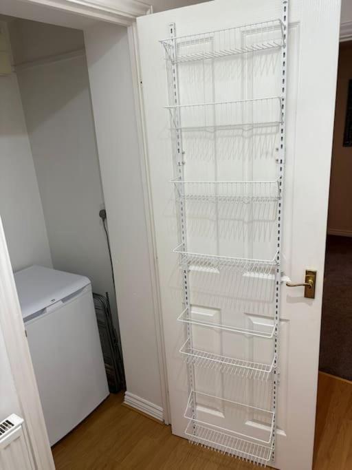 Newly Refurbished Flat In Kings Heath Apartment Birmingham Bagian luar foto