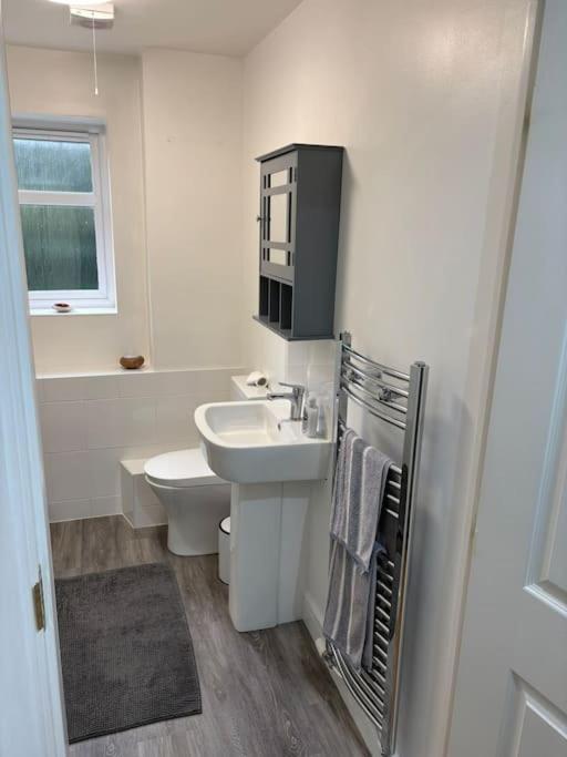 Newly Refurbished Flat In Kings Heath Apartment Birmingham Bagian luar foto