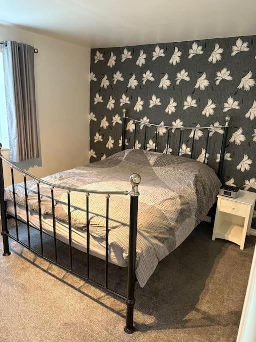 Newly Refurbished Flat In Kings Heath Apartment Birmingham Bagian luar foto